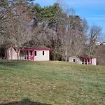 Camping La Foret Enchantee Cornille (Dordogne)