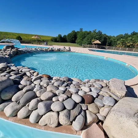 Campsite La Foret Enchantee Cornille (Dordogne)