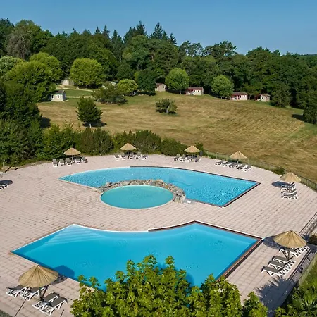 La Foret Enchantee 3* Cornille (Dordogne)