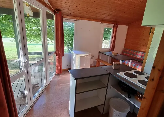 Kemping La Foret Enchantee Cornille