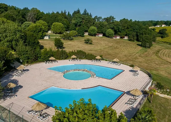 La Foret Enchantee 3* Cornille