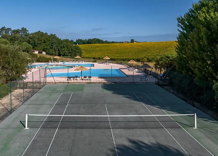 Kemping La Foret Enchantee Cornille